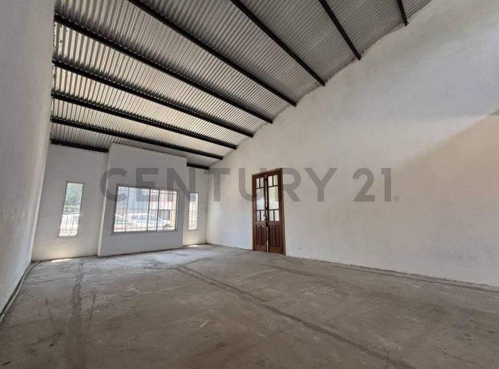 Casa · 117m² · 2 Ambientes · 1 Cochera