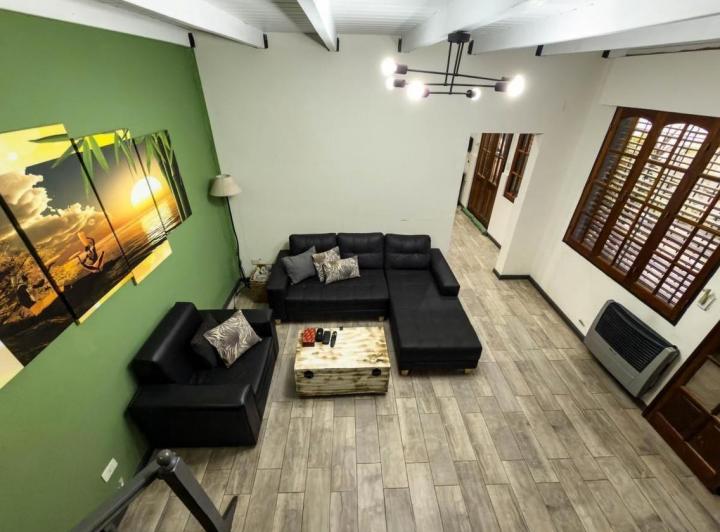 Casa · 160m² · 6 Ambientes