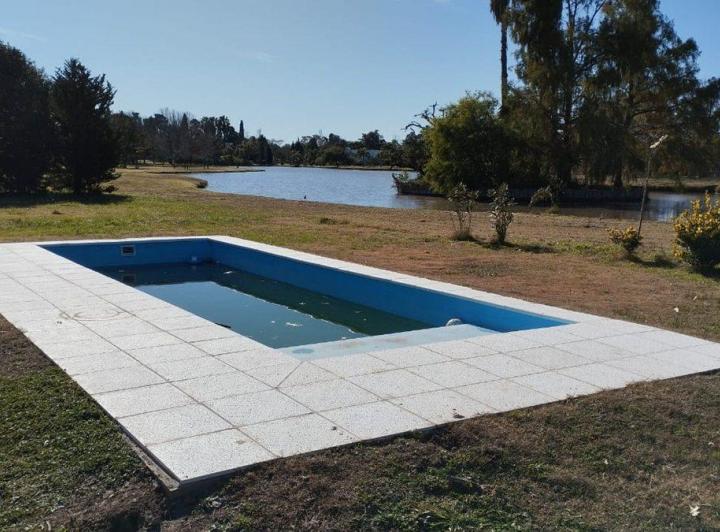 Casa · 200m² · 5 Ambientes · 2 Cocheras
