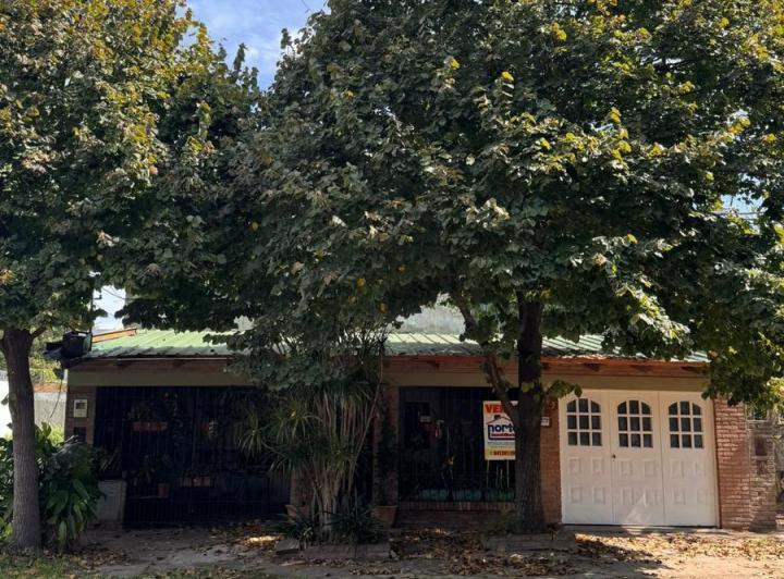 Casa · 120m² · 3 Dormitorios · 1 Cochera