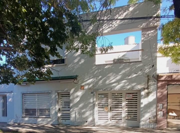 Casa · 195m² · 5 Ambientes · 1 Cochera