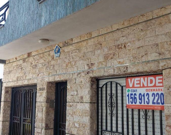 Casa · 140m² · 4 Ambientes · 1 Cochera
