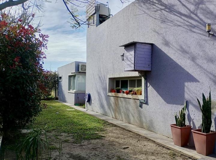 Casa · 100m² · 4 Ambientes · 1 Cochera