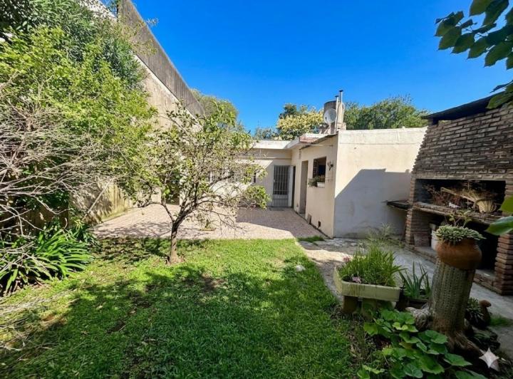 Casa · 85m² · 5 Ambientes