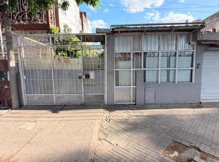 Casa · 520m² · 5 Ambientes · 5 Cocheras