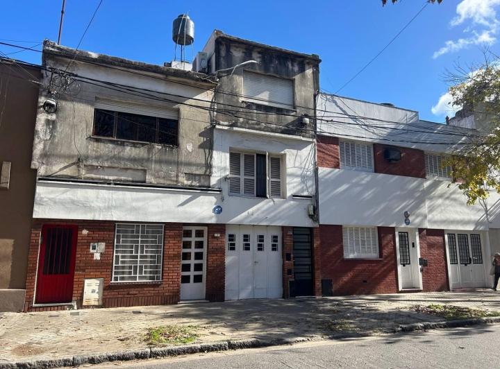 Casa · 110m² · 5 Ambientes · 1 Cochera