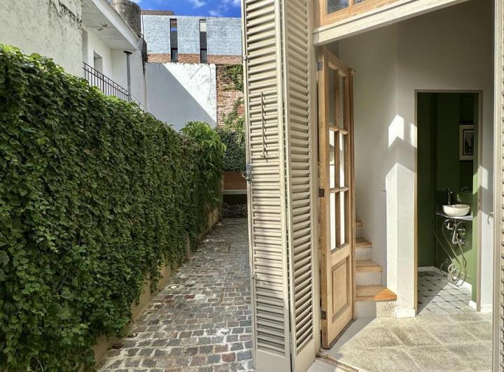Casa · 146m² · 6 Ambientes · 1 Cochera