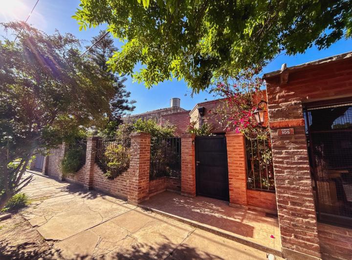 Casa · 207m² · 4 Ambientes · 1 Cochera