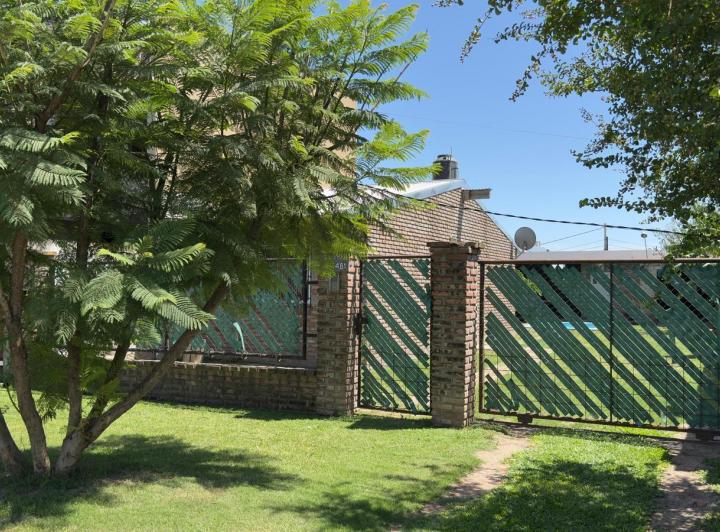 Casa · 300m² · 3 Ambientes