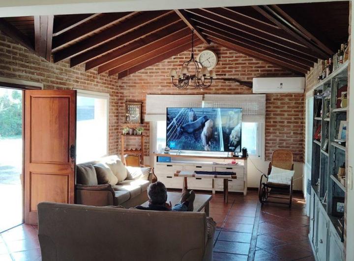 Casa · 265m² · 6 Ambientes · 2 Cocheras