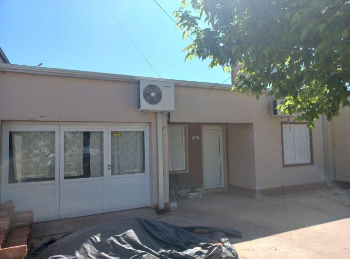 Casa · 93m² · 3 Ambientes · 1 Cochera