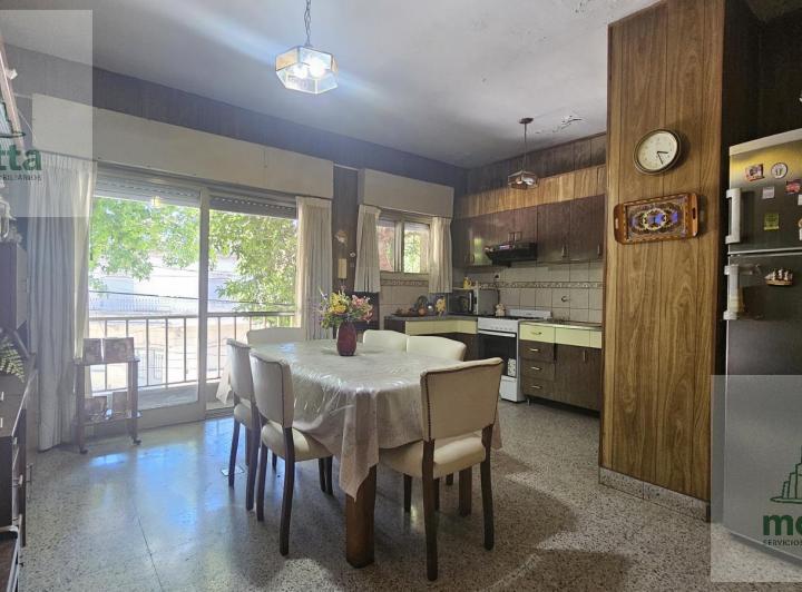 Casa · 89m² · 4 Ambientes · 1 Cochera