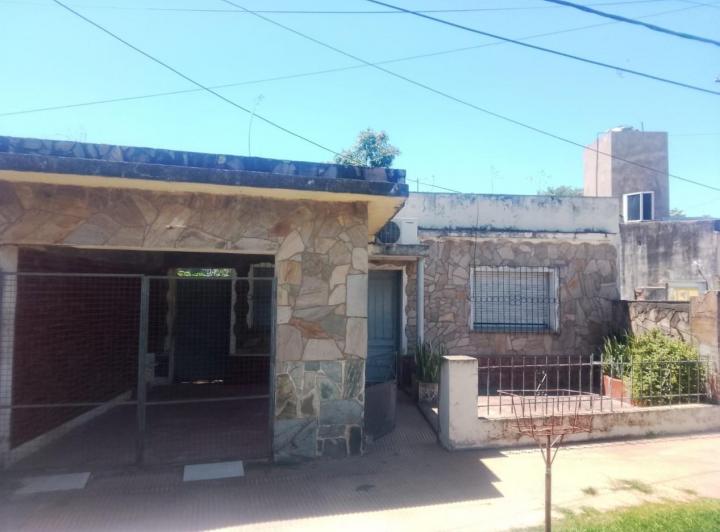 Casa · 100m² · 2 Dormitorios