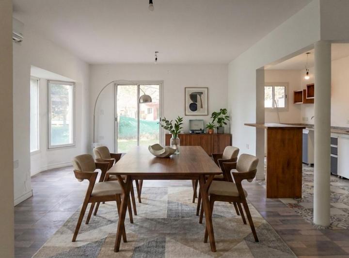 Casa · 131m² · 4 Ambientes · 1 Cochera