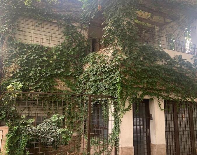 Casa · 220m² · 6 Ambientes · 1 Cochera