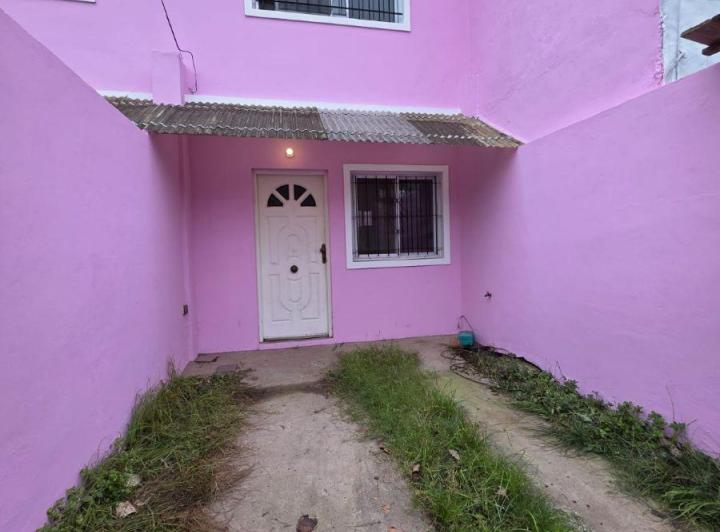 Casa · 35m² · 2 Ambientes · 1 Cochera
