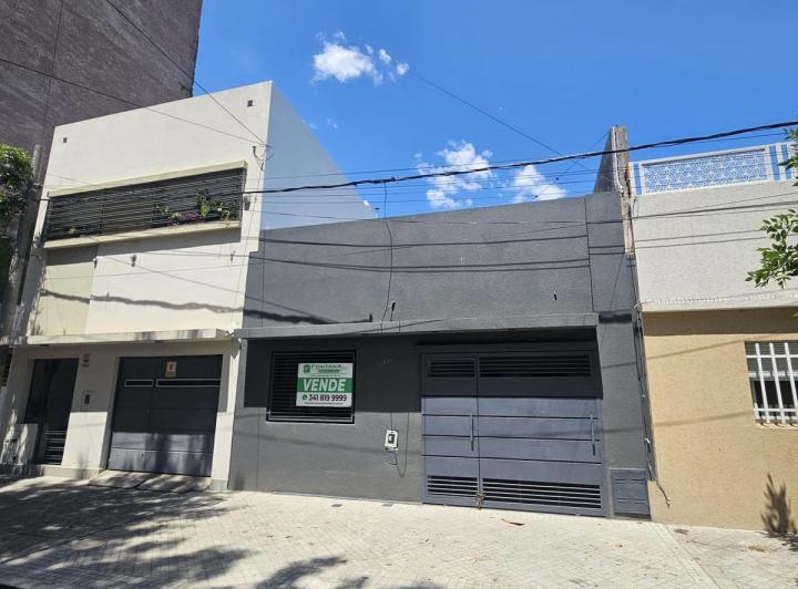 Casa · 82m² · 5 Ambientes · 1 Cochera