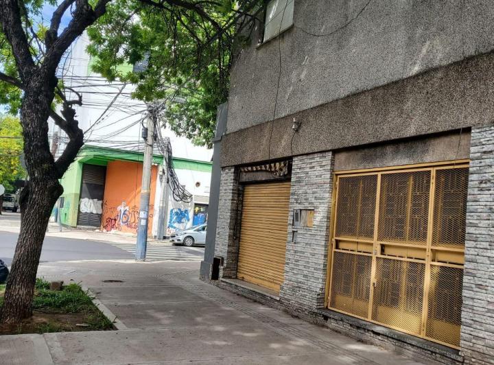 Casa · 97m² · 9 Ambientes · 1 Cochera