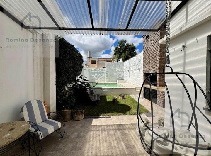Casa · 137m² · 6 Ambientes · 1 Cochera