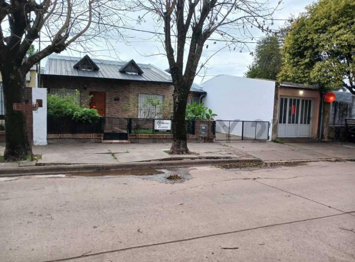 Casa · 113m² · 5 Ambientes · 1 Cochera