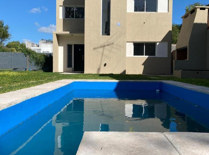 Casa · 90m² · 2 Dormitorios
