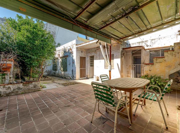 Casa · 222m² · 4 Ambientes · 1 Cochera