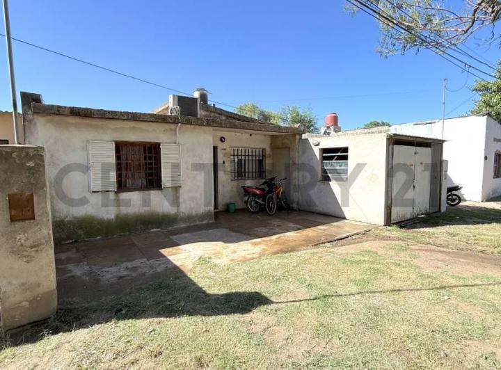 Casa · 85m² · 3 Ambientes · 1 Cochera