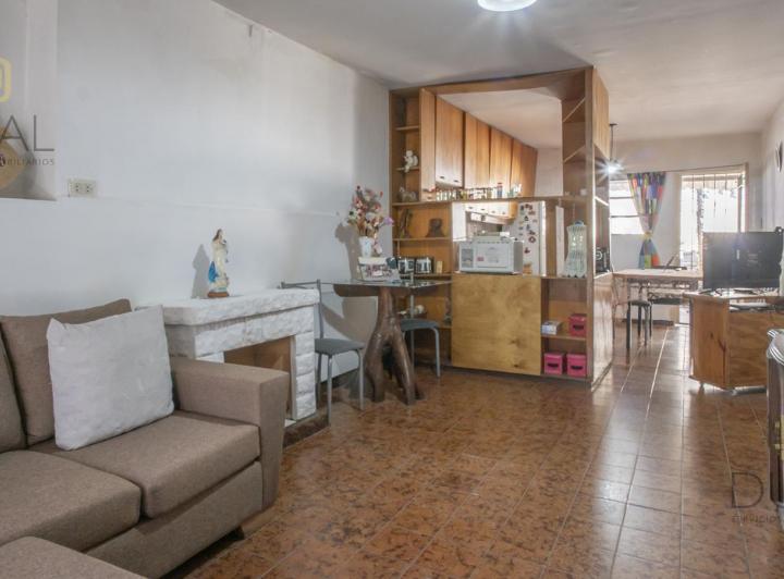 Casa · 122m² · 4 Ambientes · 1 Cochera