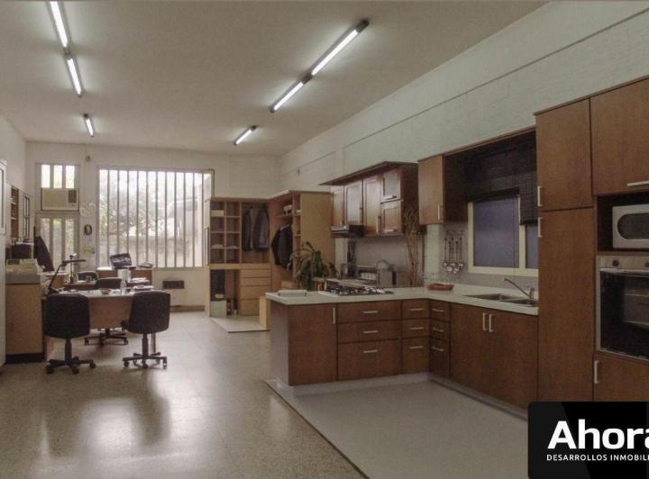 Casa · 301m² · 7 Ambientes · 1 Cochera