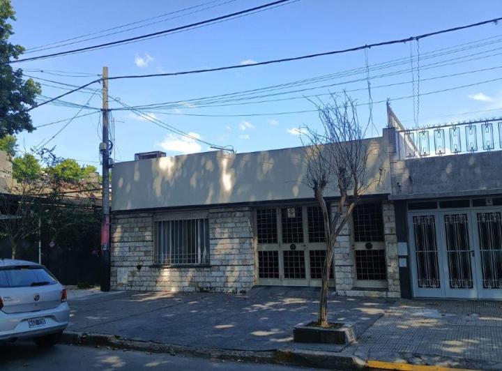 Casa · 152m² · 6 Ambientes · 1 Cochera
