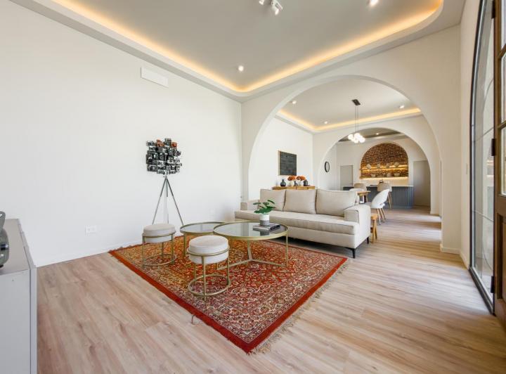 Casa · 203m² · 6 Ambientes · 1 Cochera