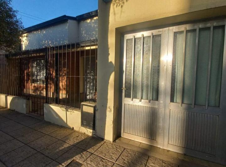 Casa · 150m² · 1 Ambiente · 1 Cochera
