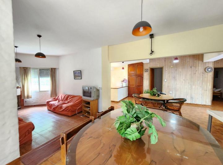 Casa · 177m² · 6 Ambientes