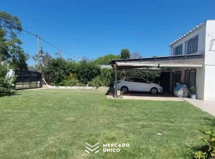 Casa · 190m² · 5 Ambientes · 2 Cocheras