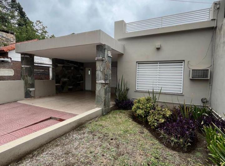Casa · 116m² · 6 Ambientes · 1 Cochera