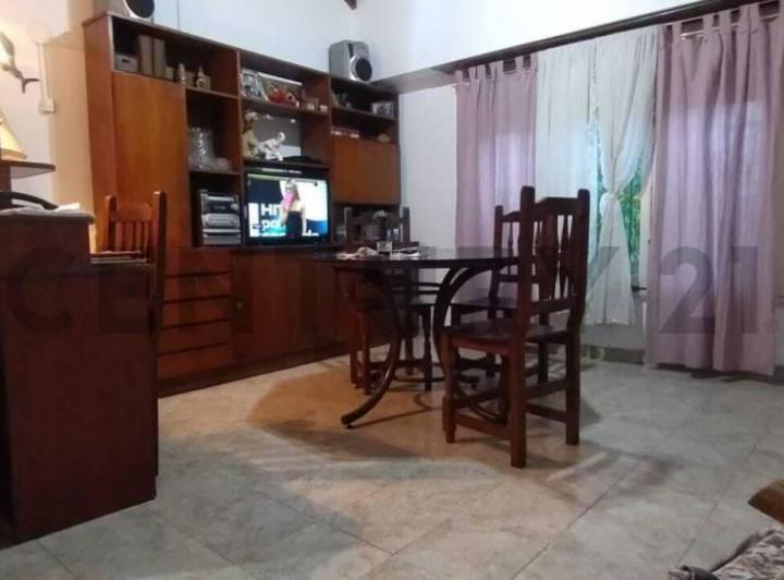 Casa · 68m² · 3 Ambientes · 1 Cochera