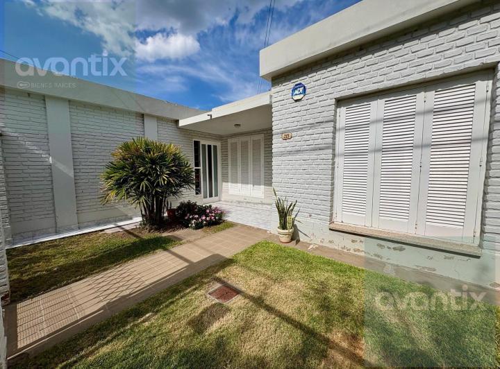 Casa · 126m² · 6 Ambientes · 1 Cochera