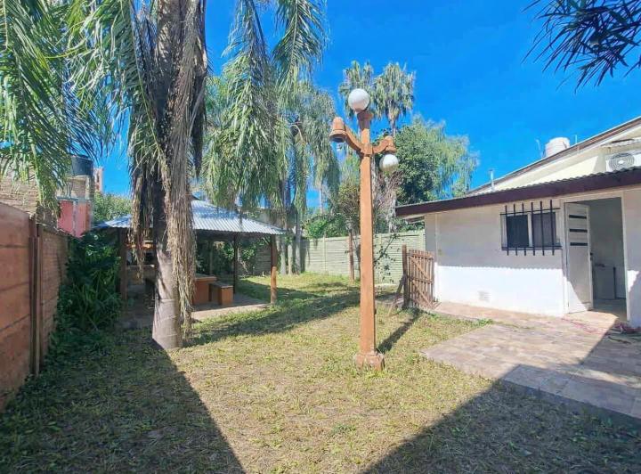 Casa · 55m² · 5 Ambientes · 1 Cochera