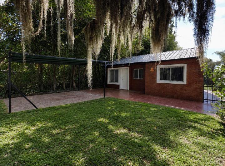 Casa · 80m² · 5 Ambientes · 1 Cochera