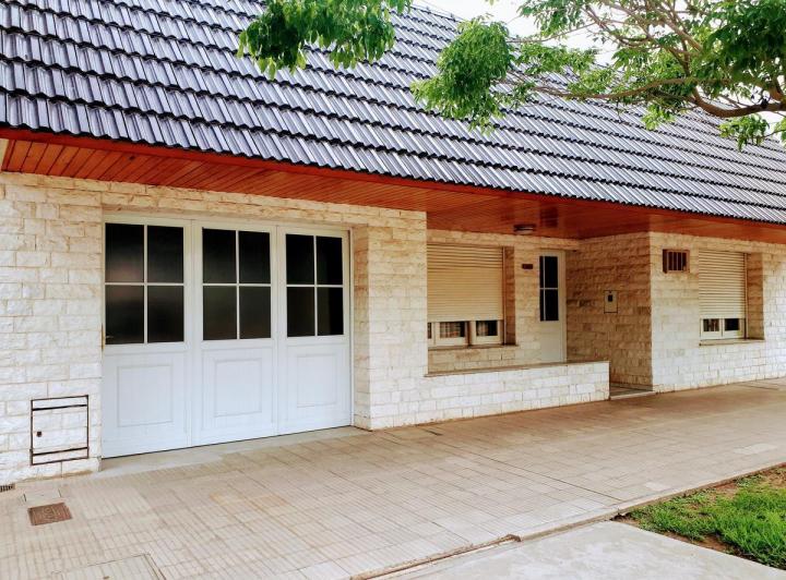 Casa · 154m² · 5 Ambientes · 1 Cochera