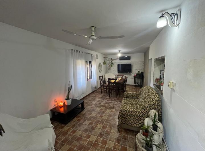 Casa · 148m² · 4 Ambientes · 1 Cochera
