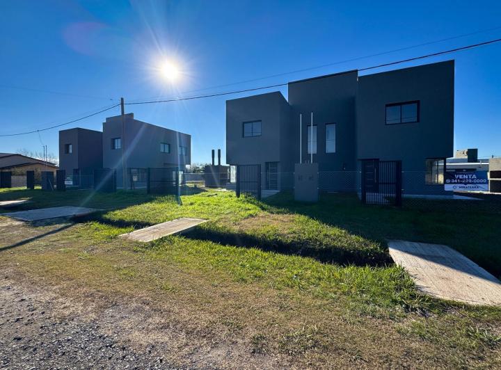 Casa · 107m² · 5 Ambientes · 2 Cocheras