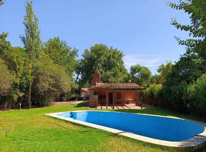 Casa · 170m² · 5 Ambientes · 1 Cochera