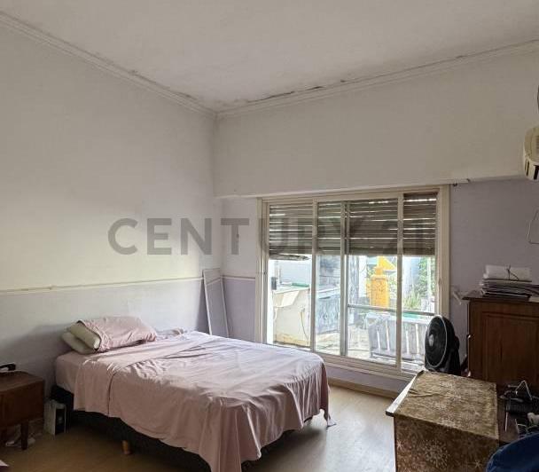 Casa · 188m² · 6 Ambientes · 1 Cochera