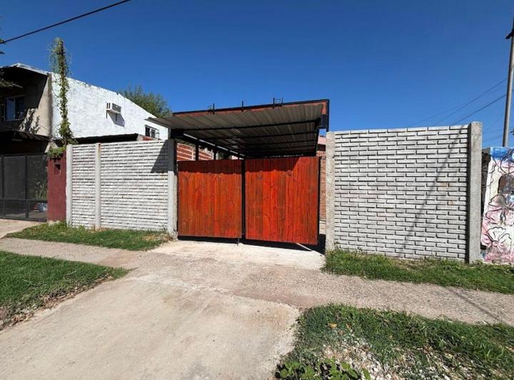 Casa · 107m² · 3 Ambientes · 1 Cochera
