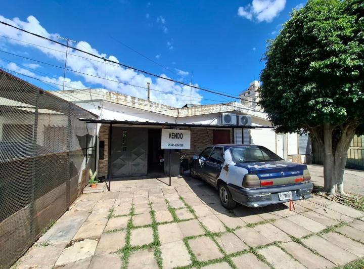 Casa · 45m² · 7 Ambientes · 1 Cochera