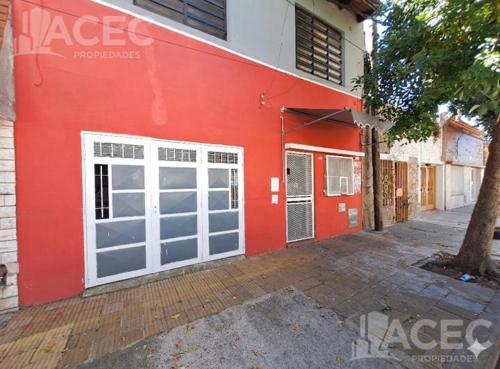 Casa · 120m² · 5 Ambientes · 1 Cochera