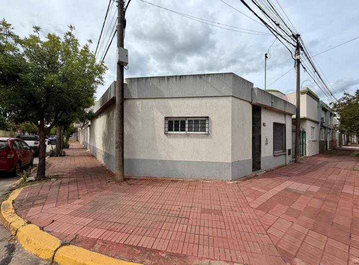 Casa · 170m² · 5 Ambientes · 1 Cochera