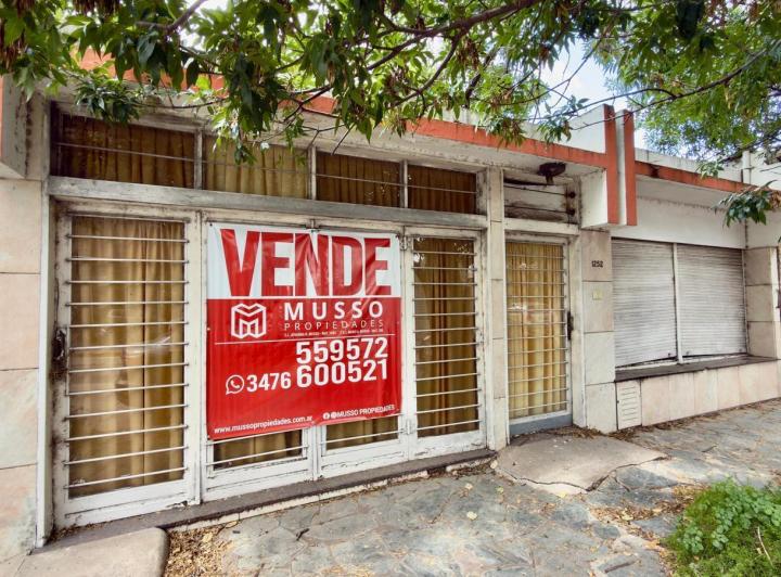 Casa · 413m² · 9 Ambientes · 1 Cochera