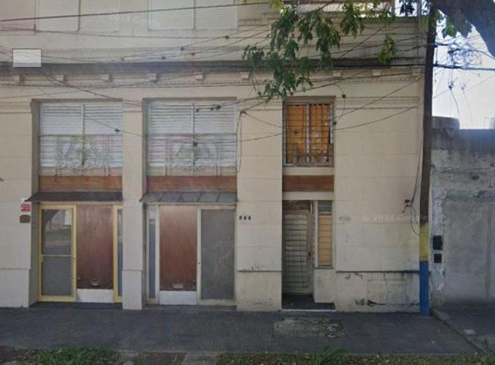 Casa · 54m² · 4 Ambientes · 1 Cochera